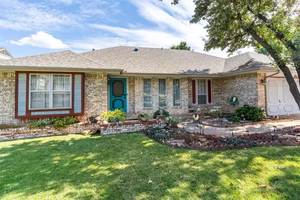 912 Carfax Road, Edmond, OK 73034