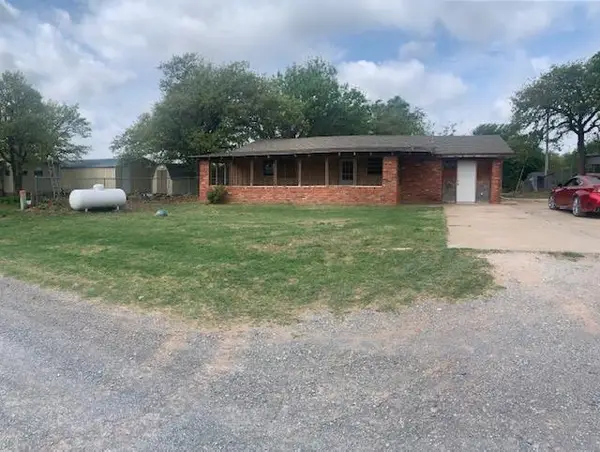 406 N Pioneer Street, Fort Cobb, OK 73038