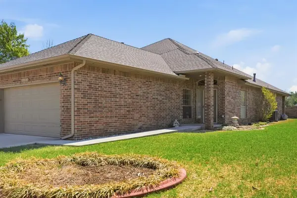 2016 NW 160th Place, Edmond, OK 73013
