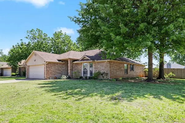 1820 Zion Place, Edmond, OK 73003