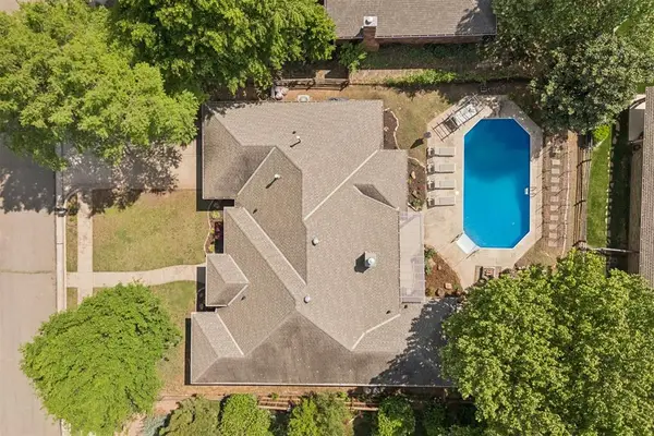 3909 Low Meadow, Edmond, OK 73003