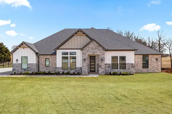 2284 Summit Circle, Blanchard, OK 73010