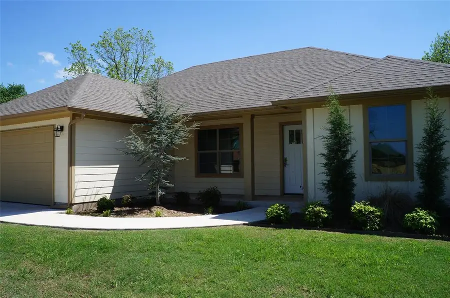 410 W Henderson, Wayne, OK 73095 - #2