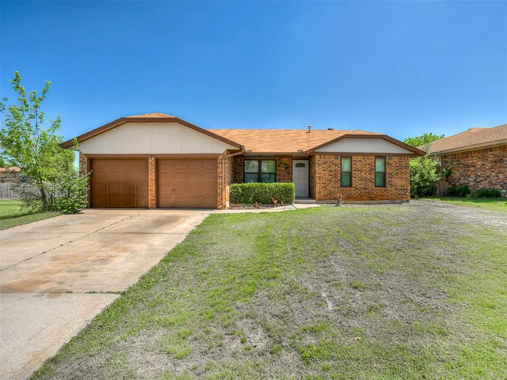 116 S English Drive, Moore, OK 73160 - #1