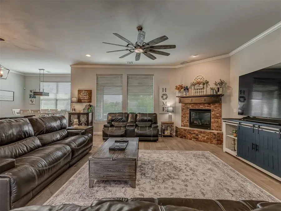 15218 Colonia Bella Drive, Edmond, OK 73013 - #3