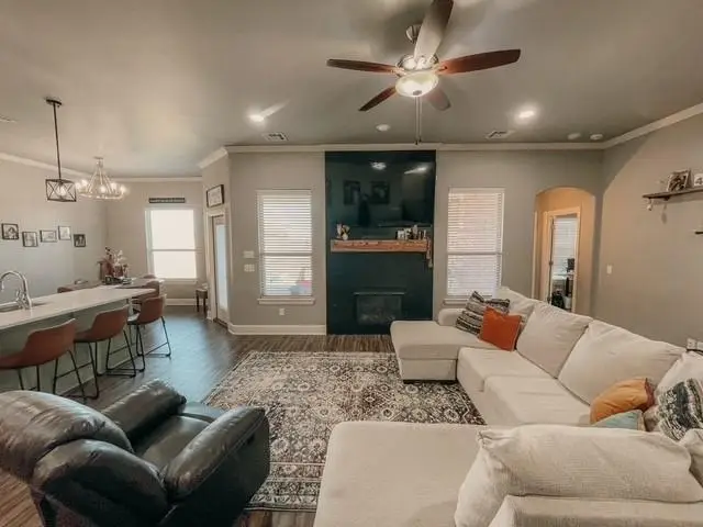 201 Chisholm Street, Cashion, OK 73016 - #2