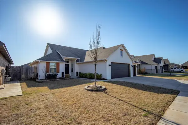 2812 Wild Rose Lane, Yukon, OK 73099