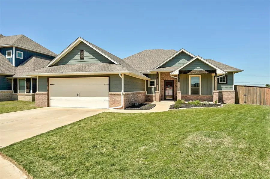 9201 NW 92nd Terrace, Yukon, OK 73099 - #2