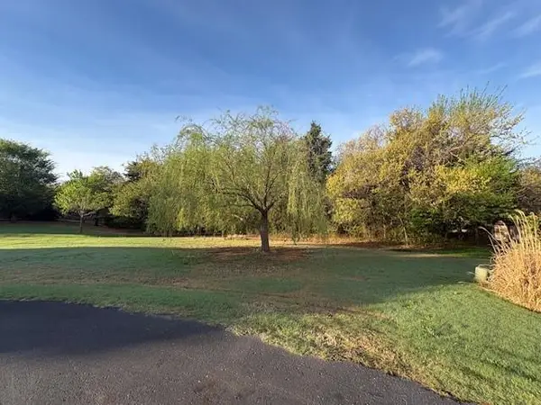 7101 Coyote Point, Edmond, OK 73034