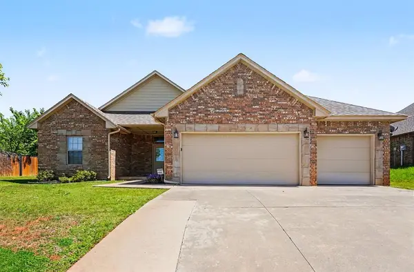 2400 Bretton Lane, Edmond, OK 73012