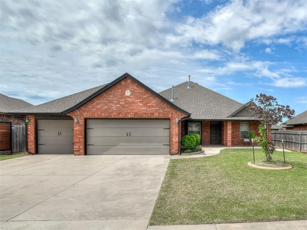 805 Bobcat Trail, Yukon, OK 73099 - #1