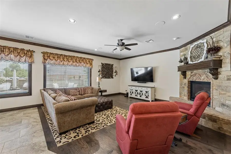 15708 Laguna Drive, Edmond, OK 73013 - #2