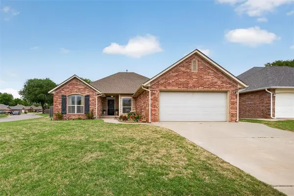12513 SW 7th Street, Yukon, OK 73099