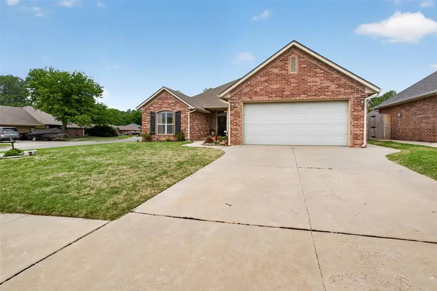 12513 SW 7th Street, Yukon, OK 73099 - #2