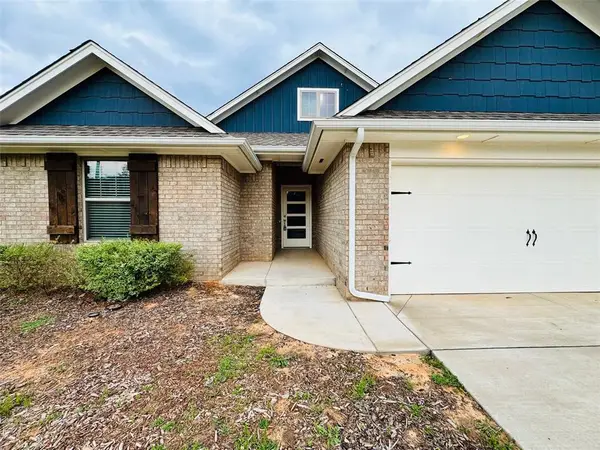 5200 Whitegold Avenue, Edmond, OK 73034