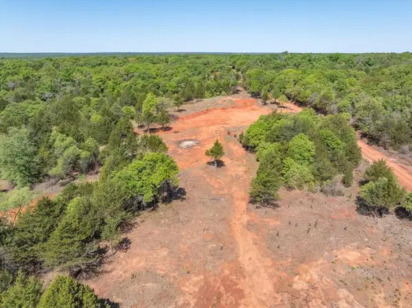 101 N Discouraging Word Way, Luther, OK 73054