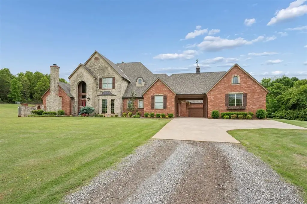 10221 S Triple X Road, Choctaw, OK 73020 - #1