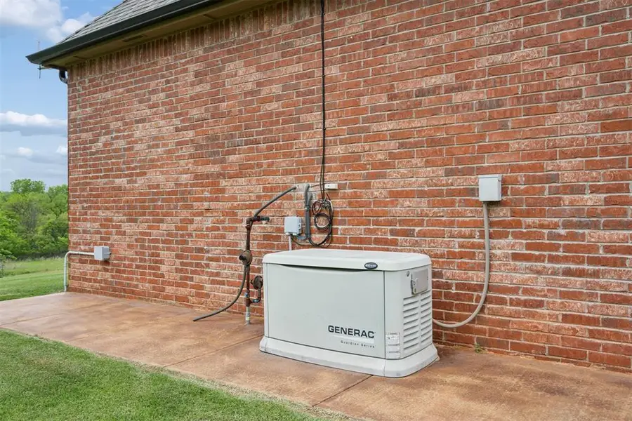 10221 S Triple X Road, Choctaw, OK 73020 - #3