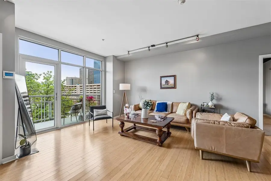 1 NE 2nd Street #319, Oklahoma City, OK 73104 - #2