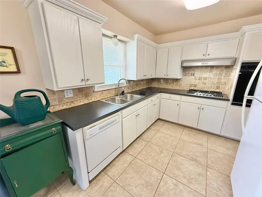 1016 W Peebly Drive, Midwest City, OK 73110 - #3