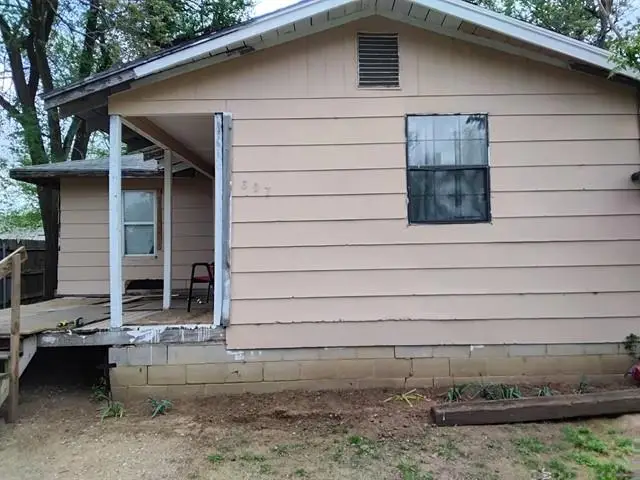 607 W Cheyenne Street, El Reno, OK 73036 - #3