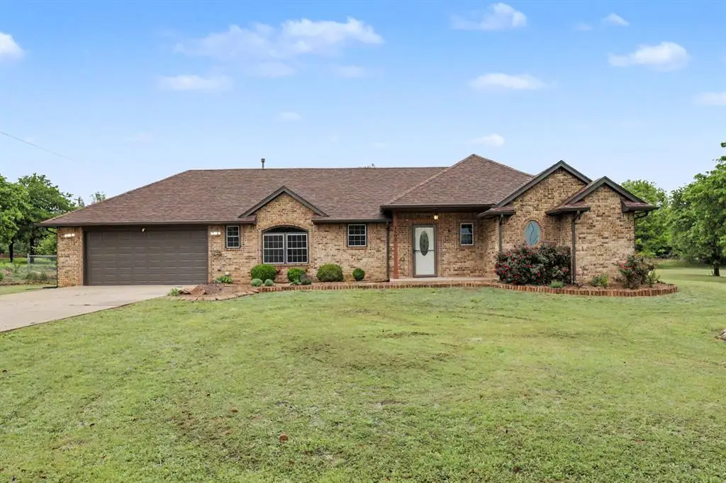 3800 Old Country Circle, Edmond, OK 73034 - #1