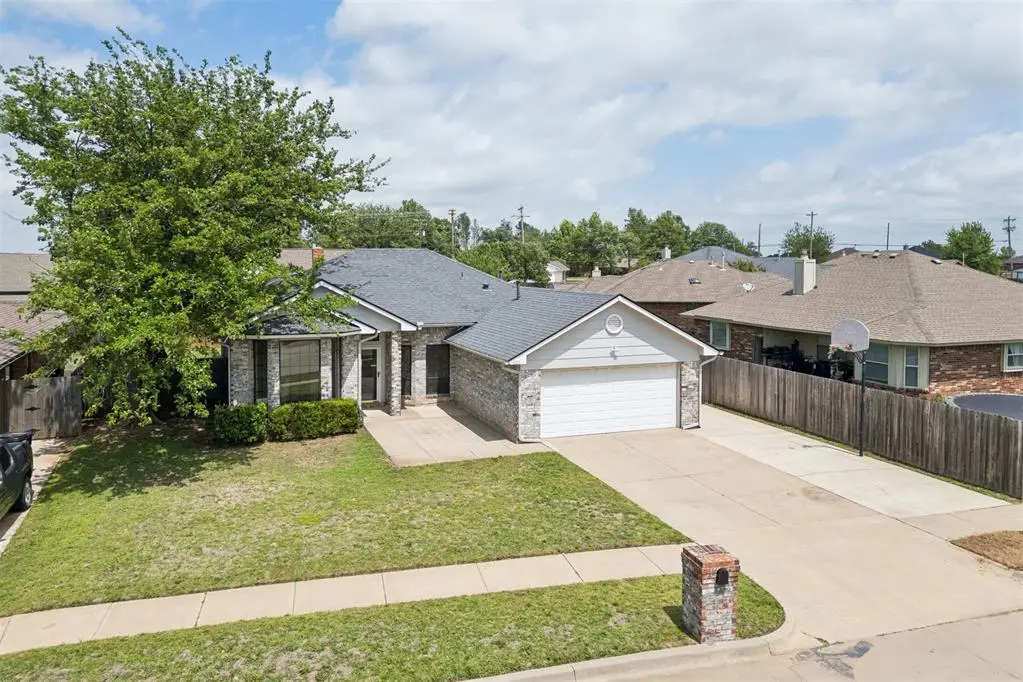 805 SE 35th Street, Moore, OK 73160 - #1