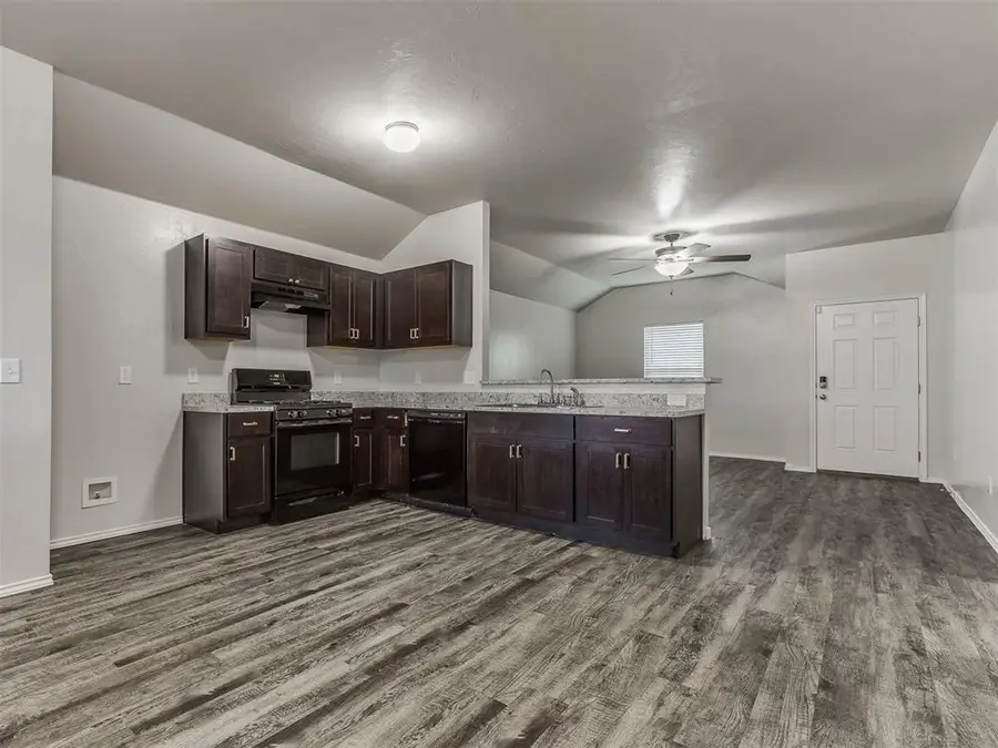 215 Waterside Drive, Newcastle, OK 73065 - #3