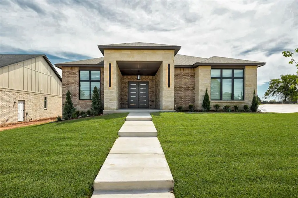 3400 Bourgogne Street, Edmond, OK 73034 - #1