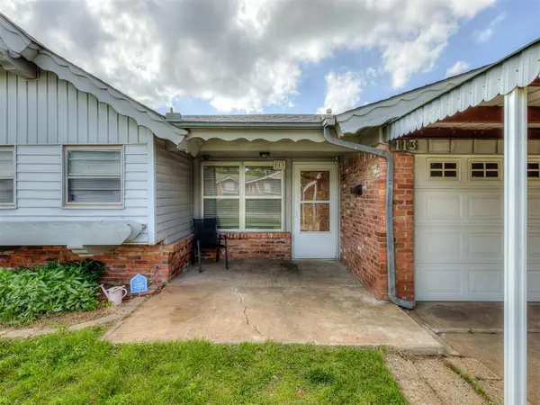 113 Oakside Drive, Moore, OK 73160