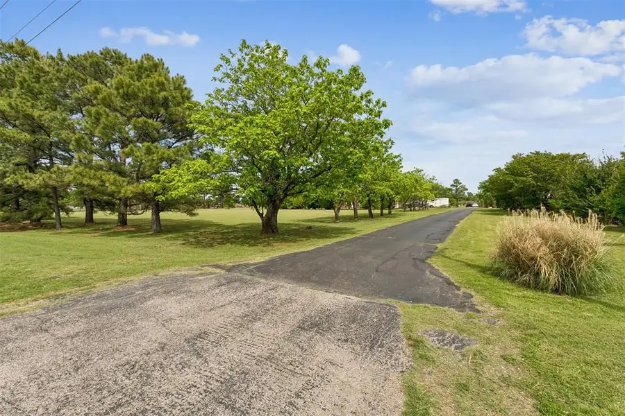 9400 S Sooner Drive, Oklahoma City, OK 73165 - #2