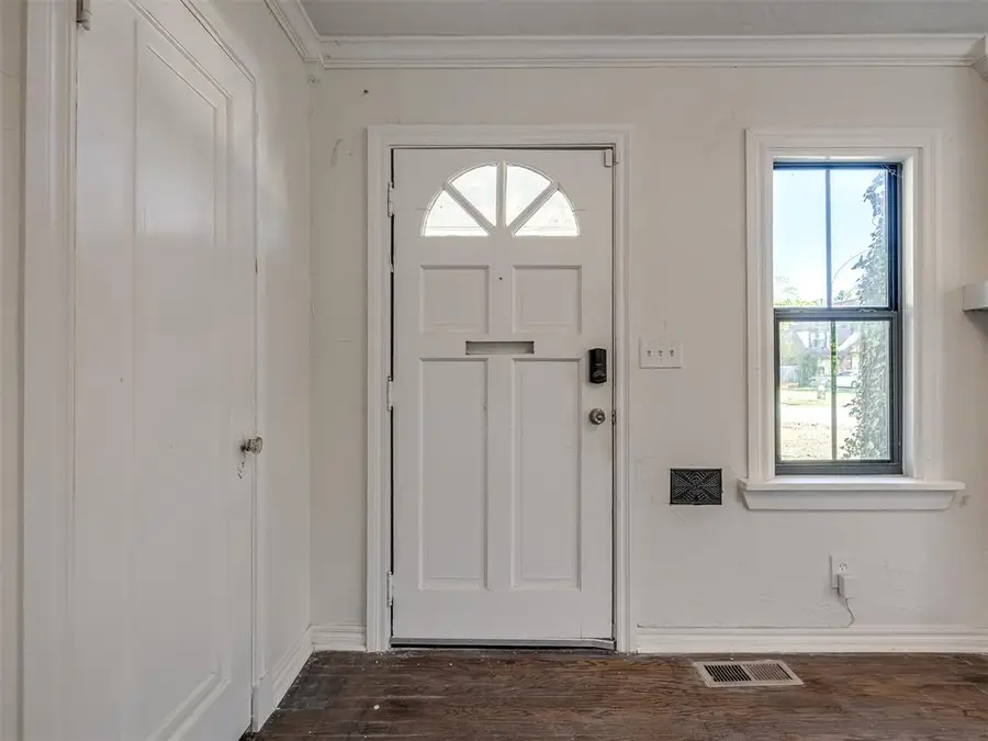 2424 NW 18th Street, Oklahoma City, OK 73107 - #3