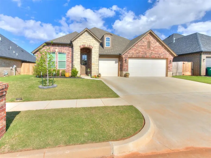 408 Tralee Lane, Yukon, OK 73099 - #2