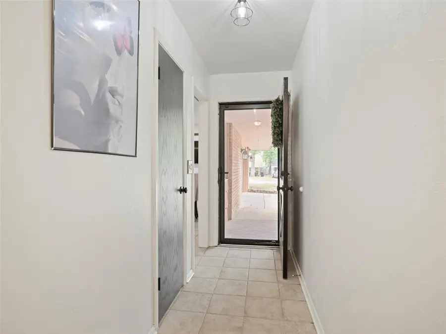 2815 N Grove Avenue, Oklahoma City, OK 73127 - #3