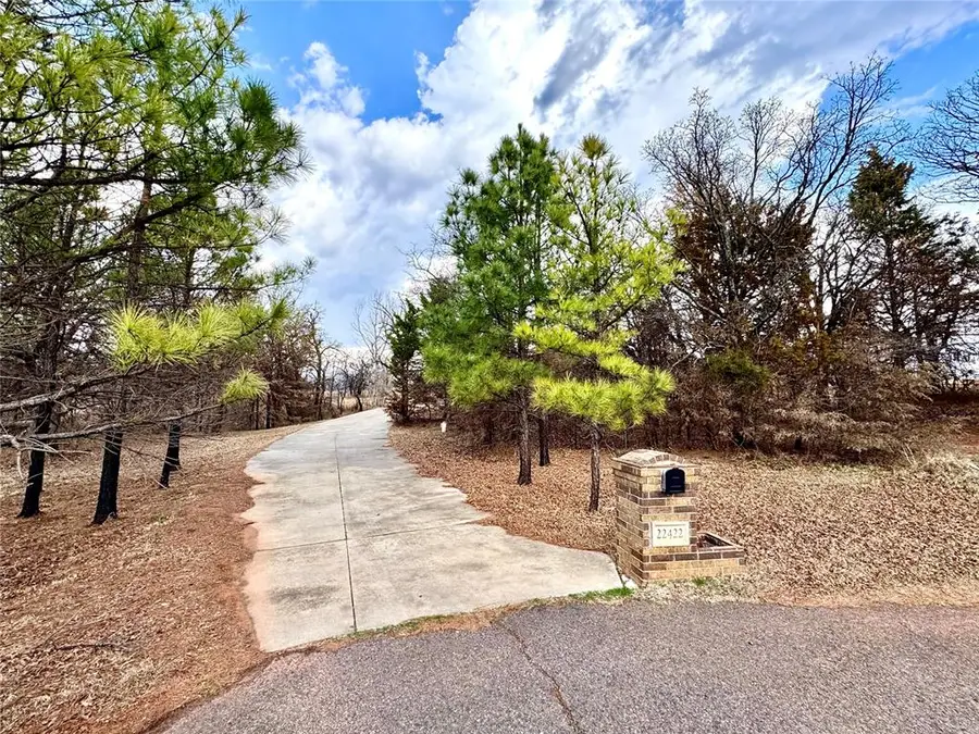 22422 Flying Hawk Trail, Luther, OK 73054 - #2