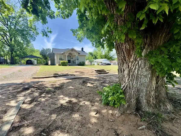 513 N Okla Avenue, Mangum, OK 73554