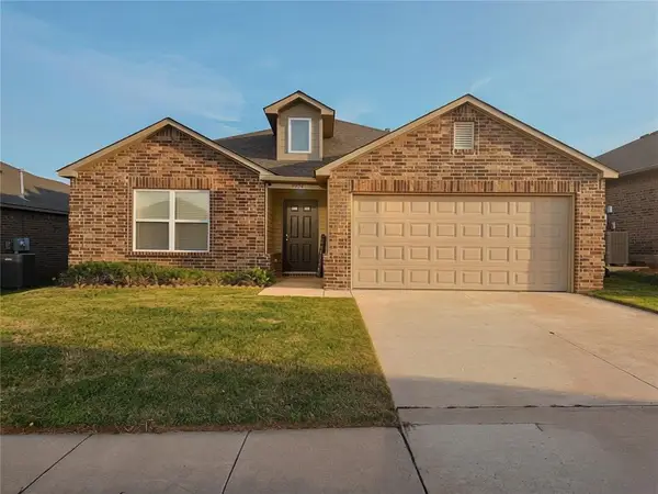 9904 Jack Rabbit Road, Yukon, OK 73099