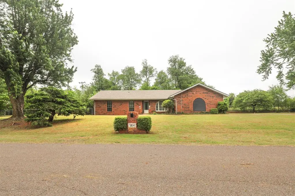 1814 E Sherwood Terrace, Mustang, OK 73064 - #1