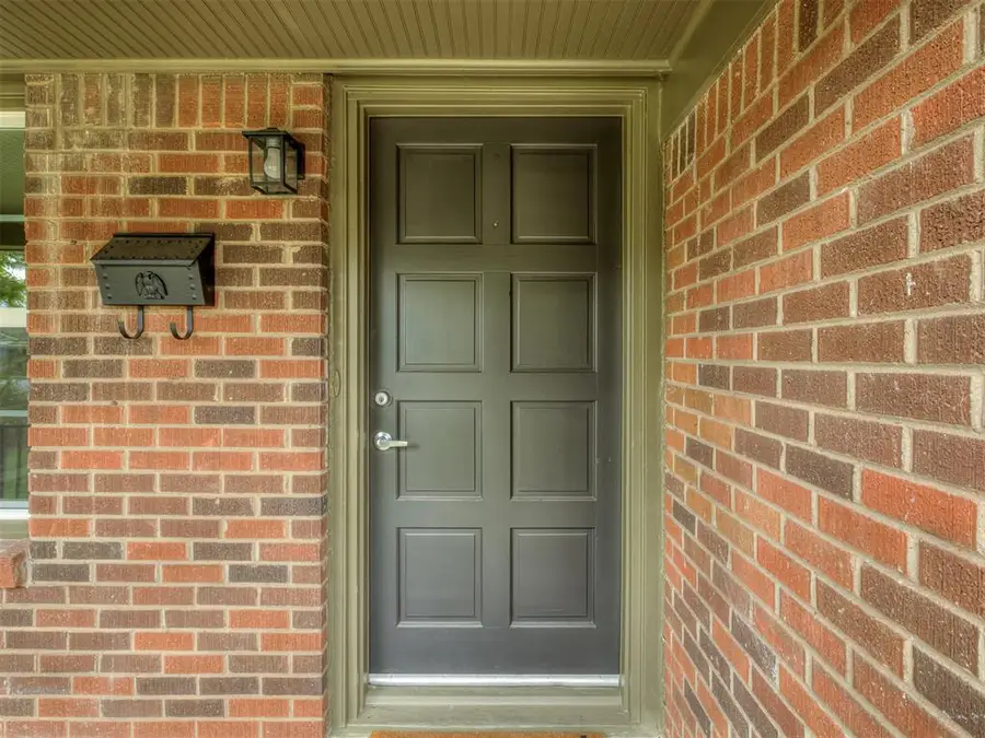 1709 Manor Drive, Oklahoma City, OK 73107 - #3