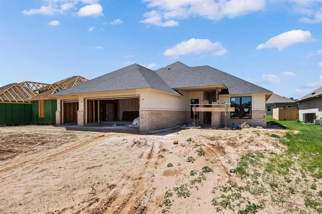 5009 Vine Cliff Road, Mustang, OK 73064 - #1