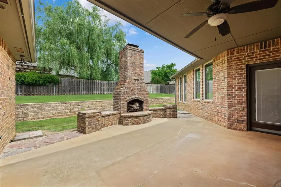 525 Celtic Court, Edmond, OK 73025 - #3