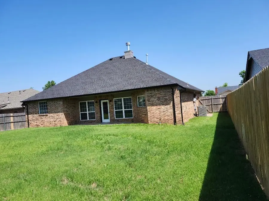 123 Meadows Lane, Shawnee, OK 74804 - #2