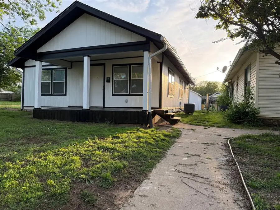 712 N Hobson Avenue, Shawnee, OK 74801 - #3