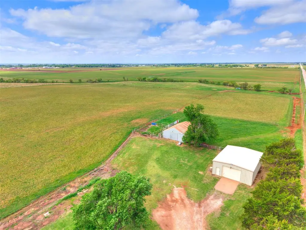 13320 E 770 Road, Kingfisher, OK 73750 - #1