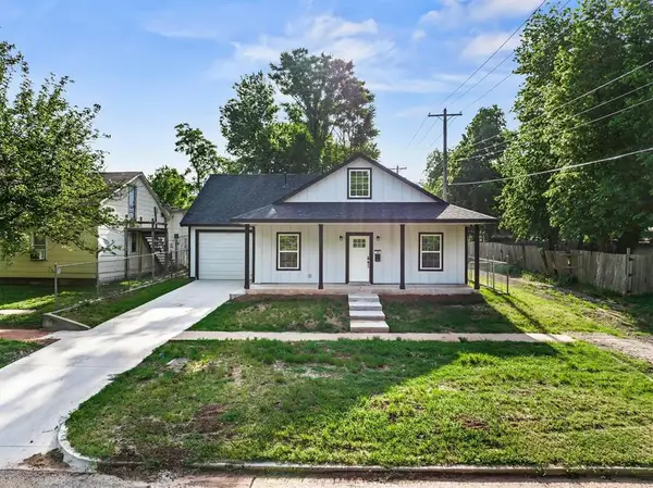 310 S Elm Street, Guthrie, OK 73044