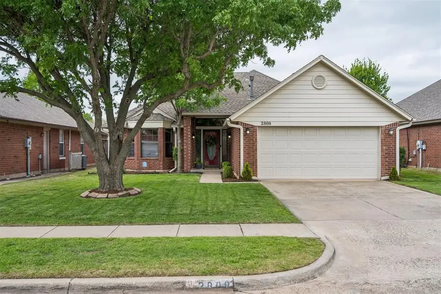 2808 Victoria Drive, Norman, OK 73072 - #2