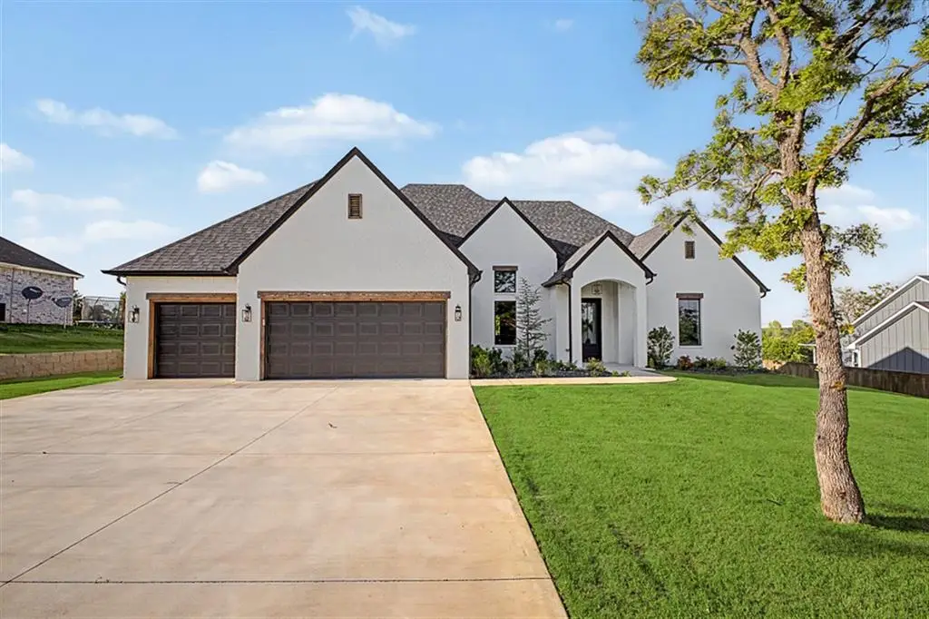 3072 Road Runner Court, Guthrie, OK 73044 - #1