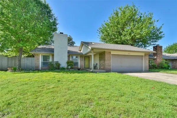 3210 Rambling Oaks Drive, Norman, OK 73072