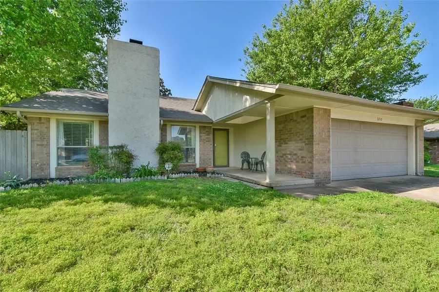 3210 Rambling Oaks Drive, Norman, OK 73072 - #2