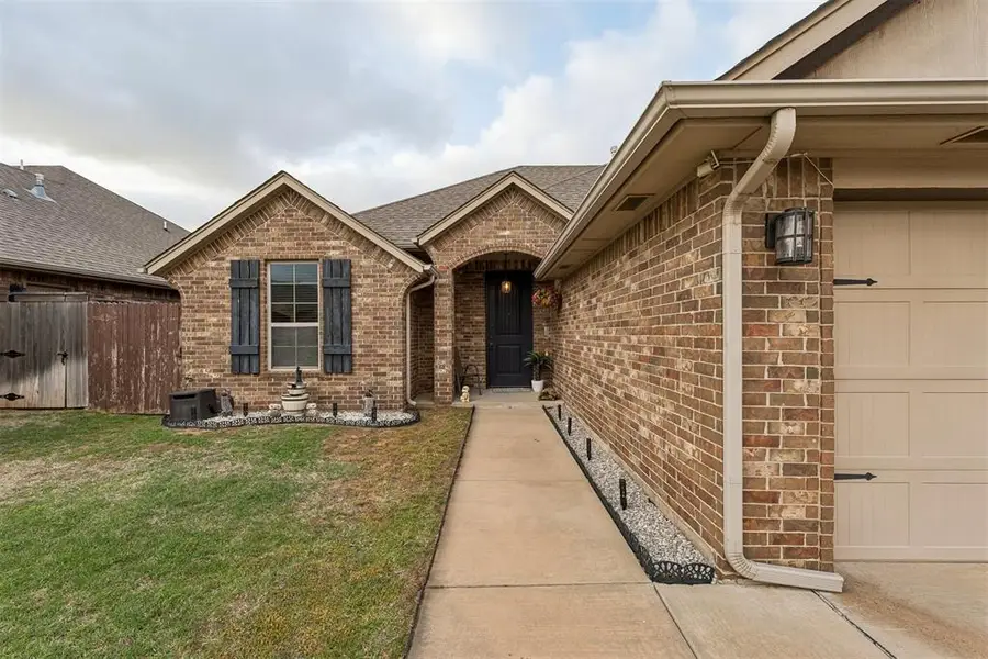 10917 SW 30th Terrace, Yukon, OK 73099 - #2